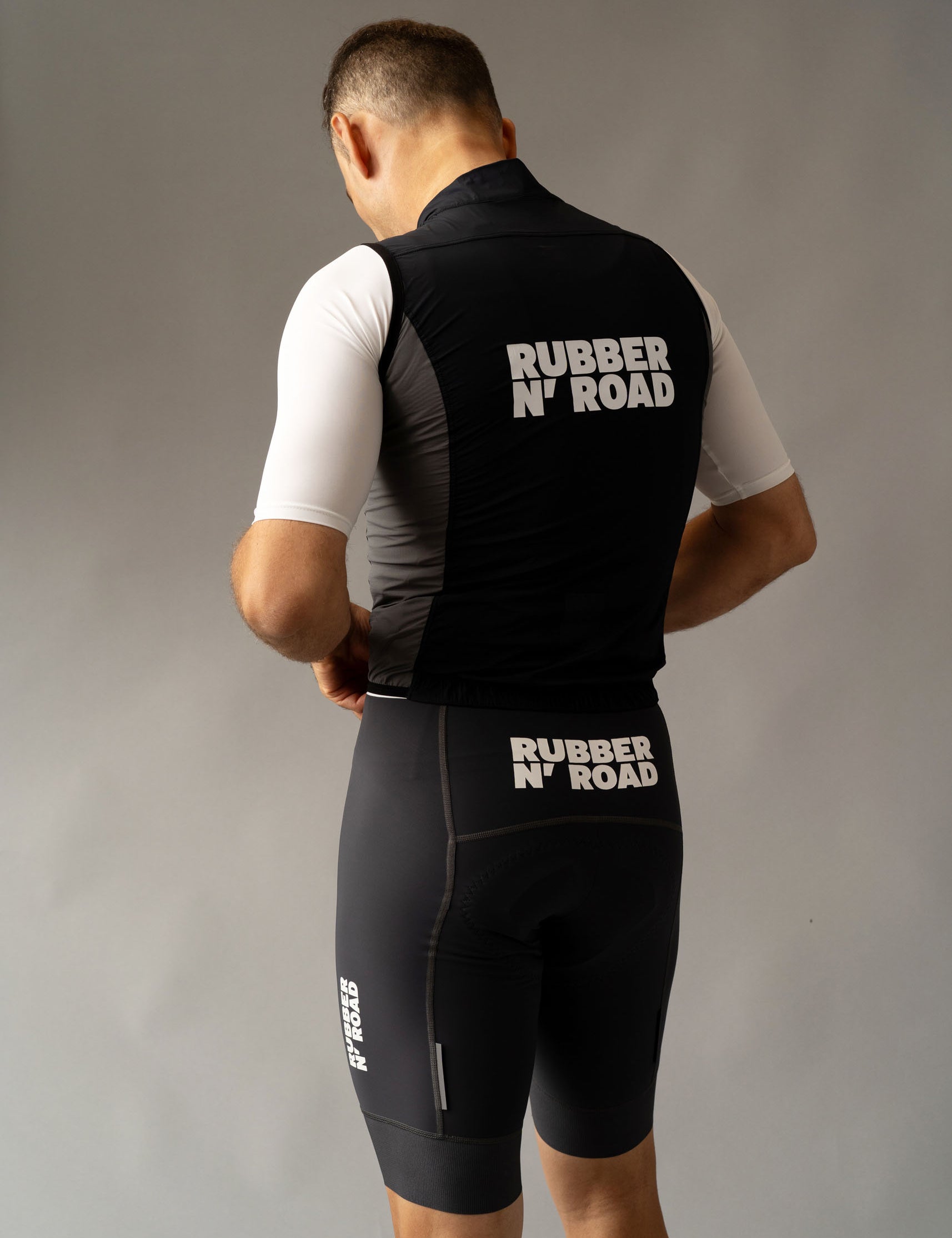 Uniform Wind Vest 2.0 - Black - RUBBER N' ROAD