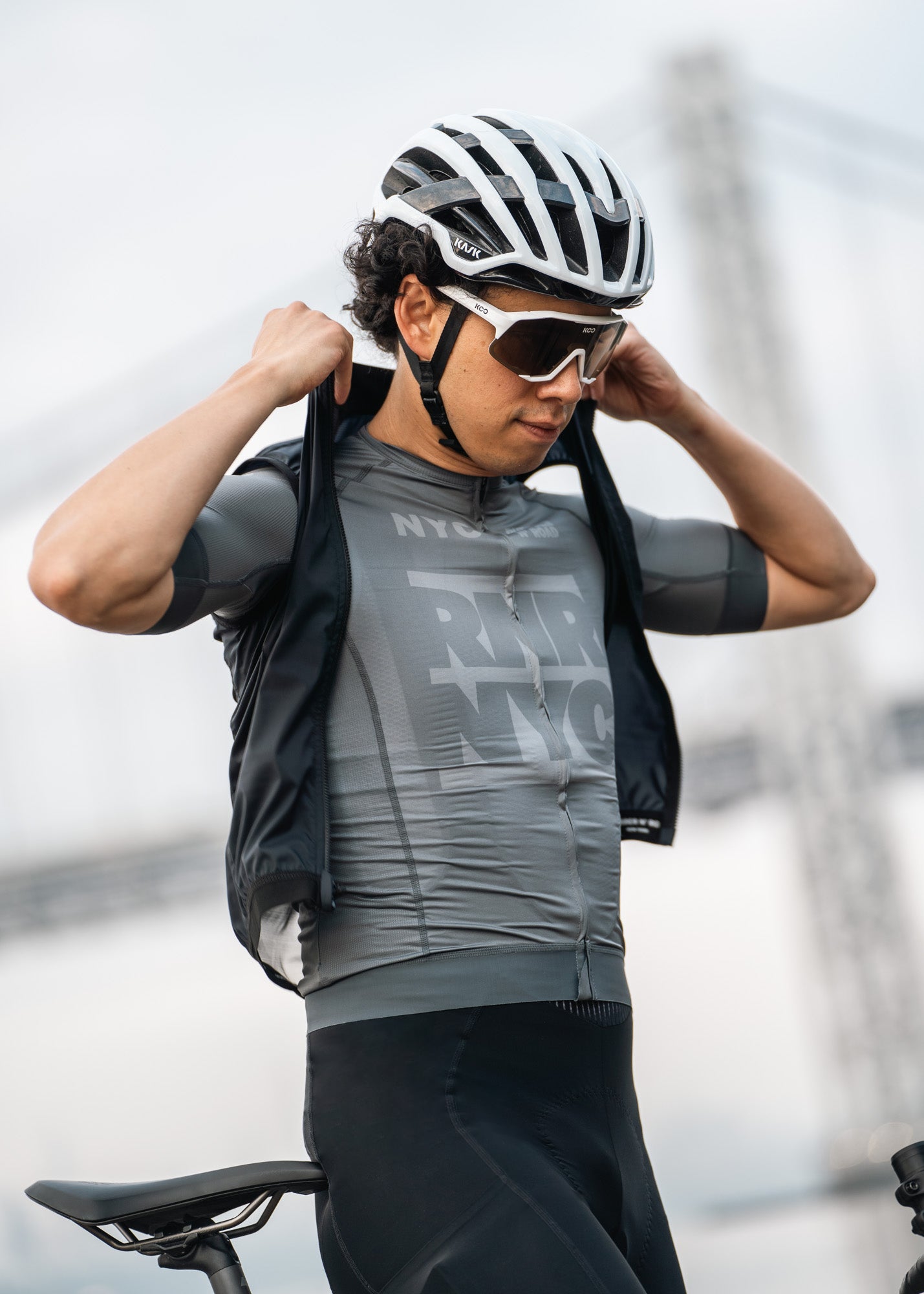 Helium Vest